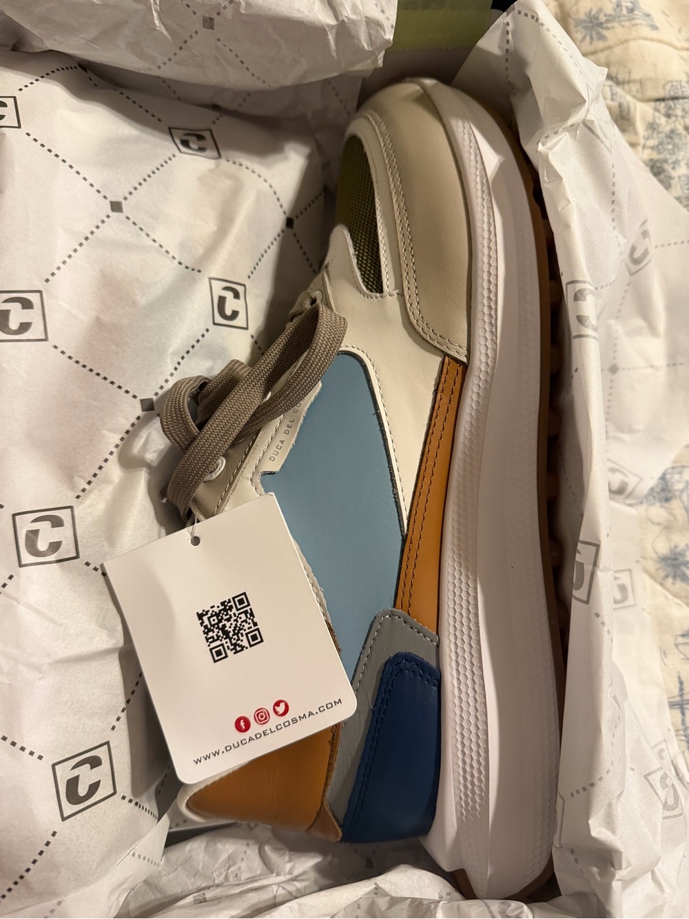 New in Box - Duca Del Cosma women’s golf shoes. Size 10.